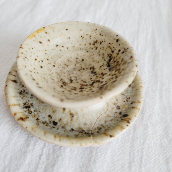 VTG Signed Studio Pottery Jar W Lid Geometric Pattern & Speckled Glaze PLS READ! - Picture 4 of 11